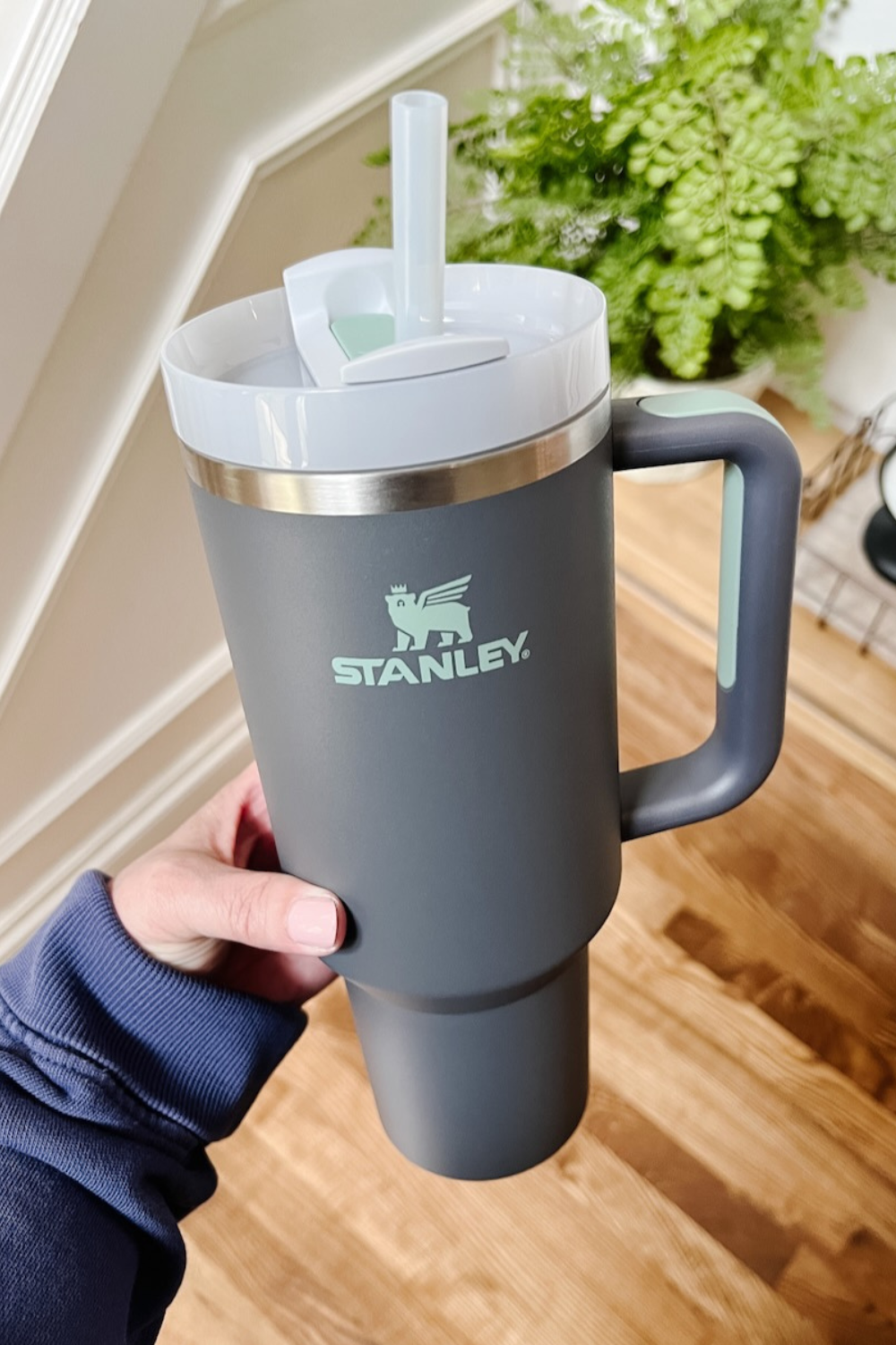 Stanley 20 oz. Quencher H2.0 FlowState Tumbler, Iris