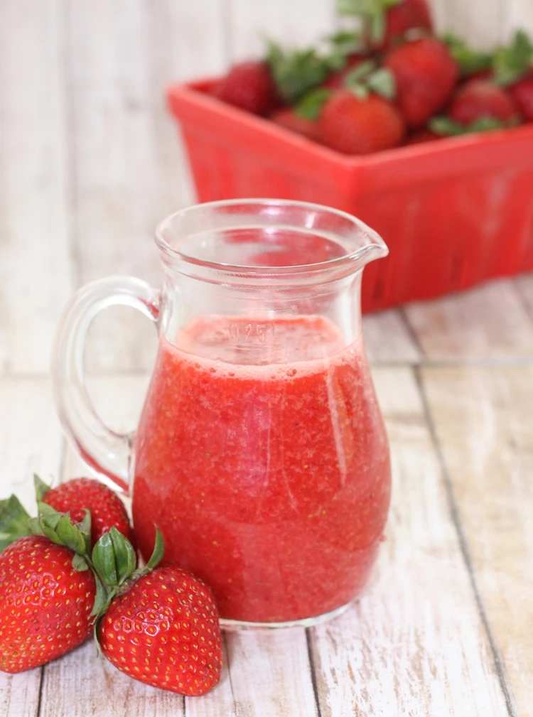 Fresh Strawberry Sauce