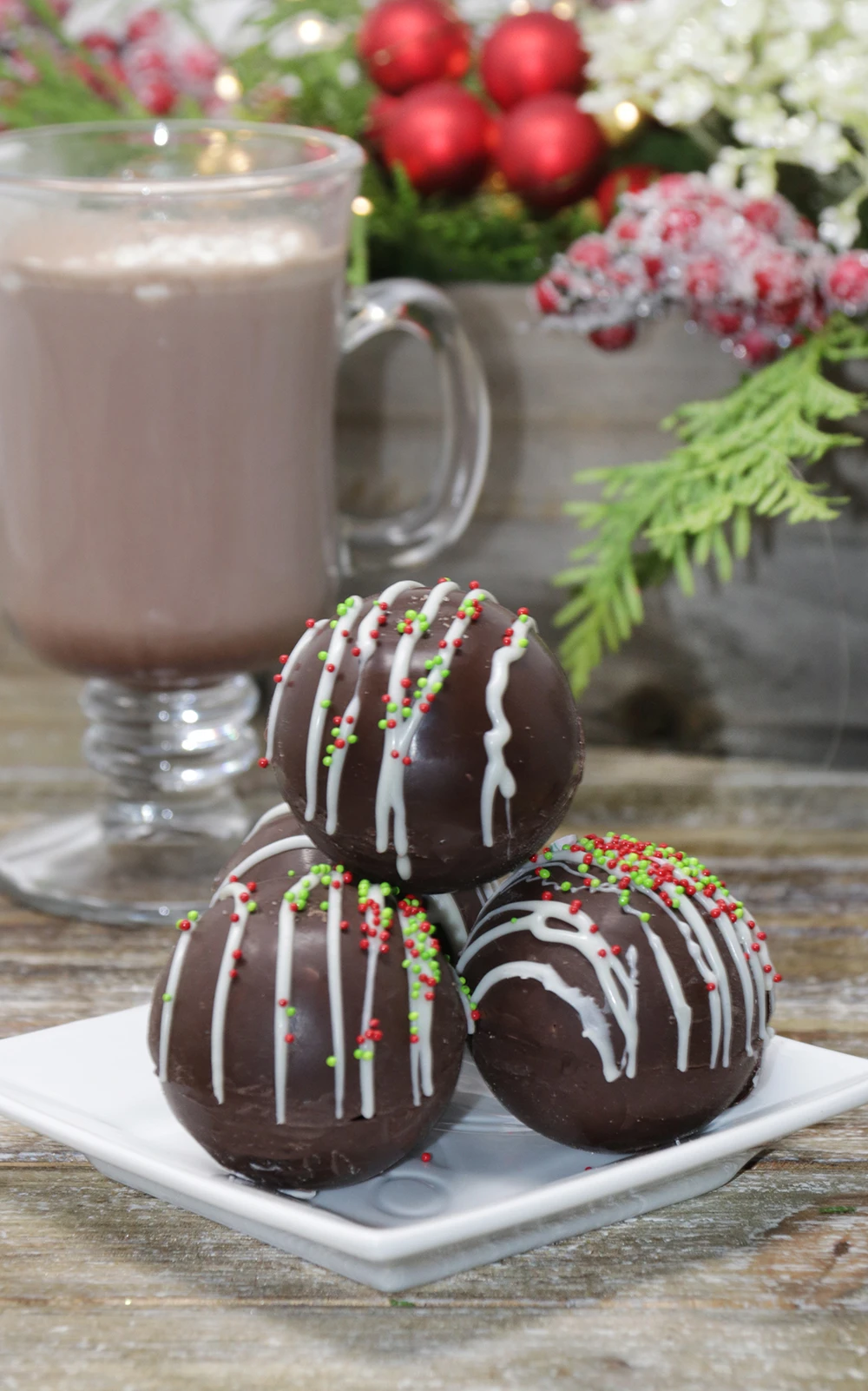 DIY Hot Chocolate Bombs